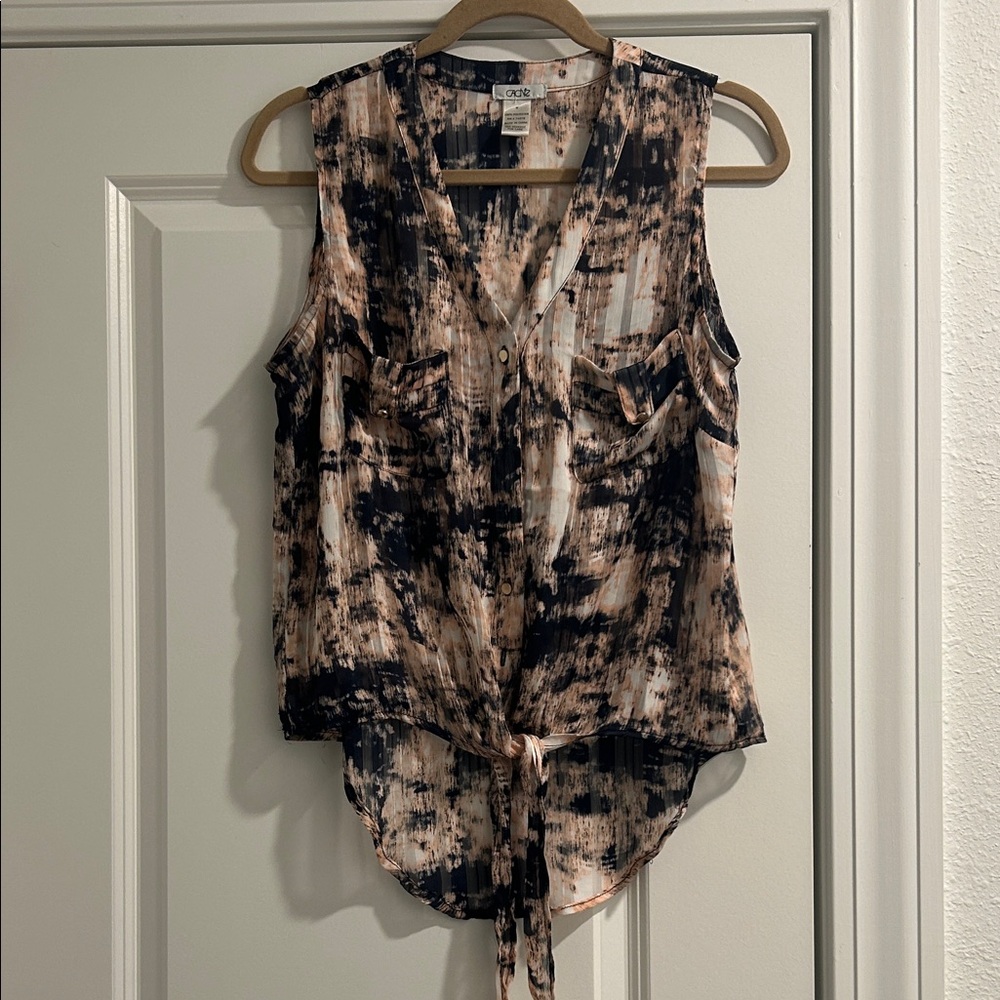 Cache Women's Black and Cream Sleeveless Blouse